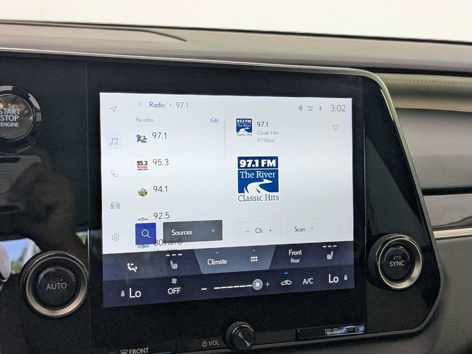 Used 2024 Lexus RX 350 FWD w/ Technology Package image 20