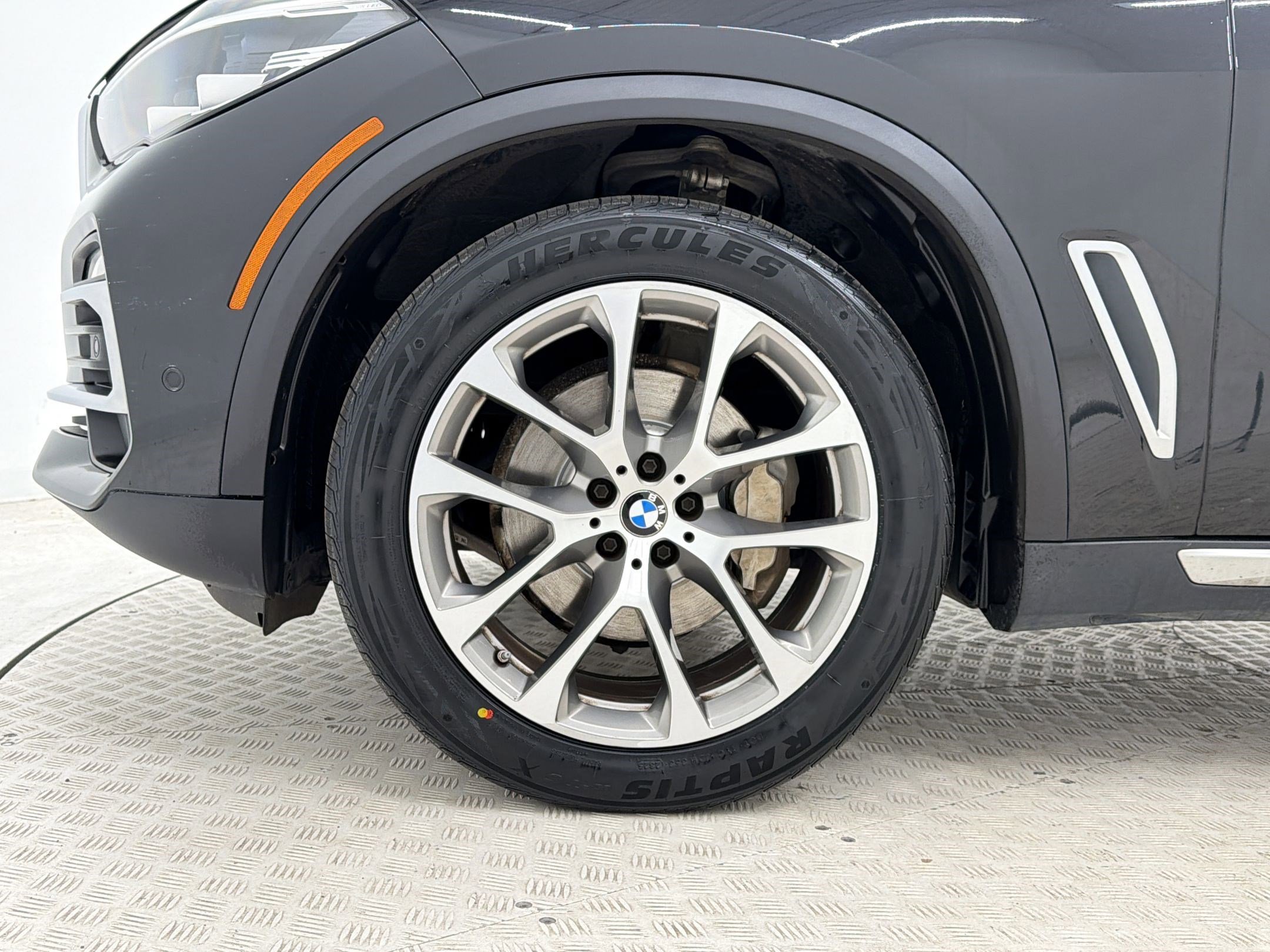 Used 2021 BMW X5 sDrive40i w/ Premium Package image 12