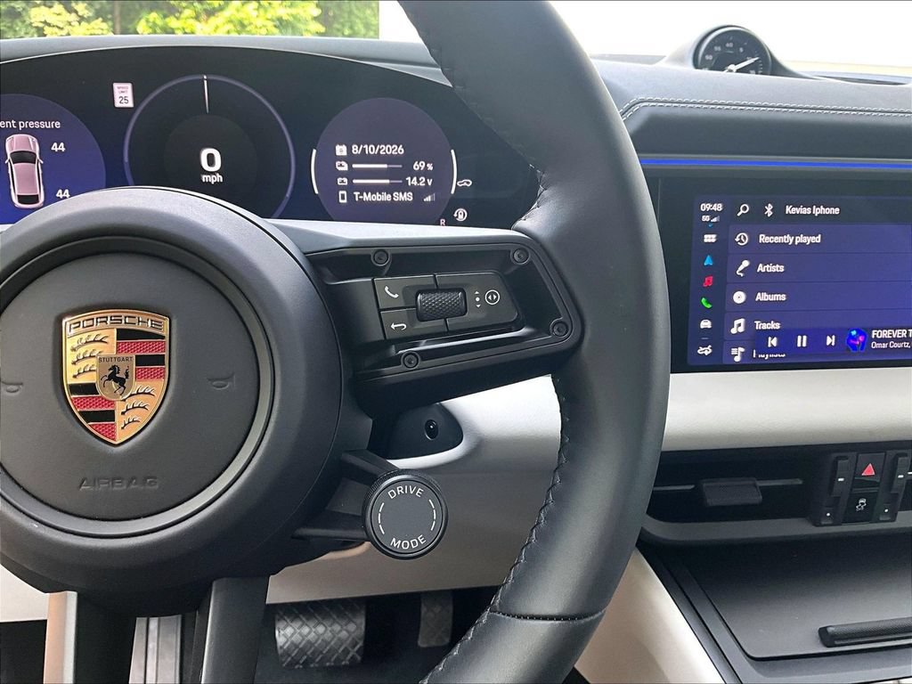 Certified 2025 Porsche Macan 4 Electric AWD/4WD image 24
