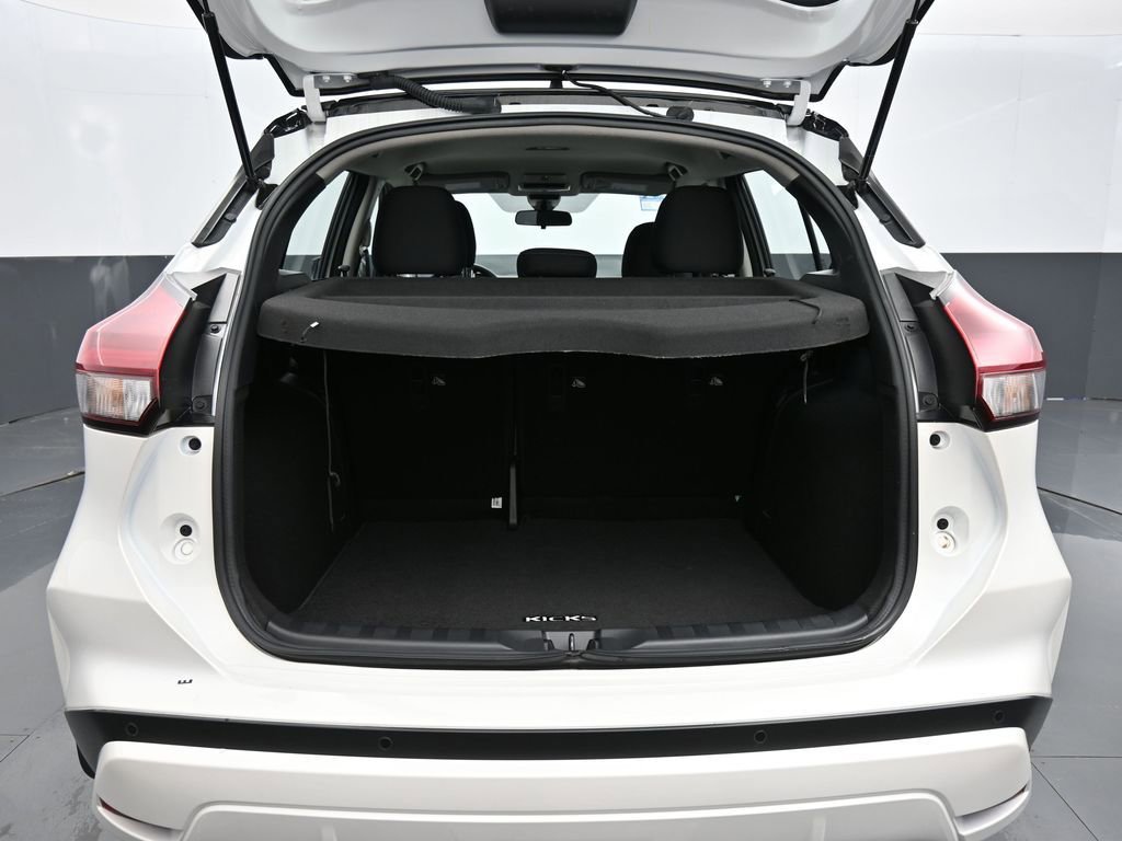 Used 2024 Nissan Kicks SV FWD image 35