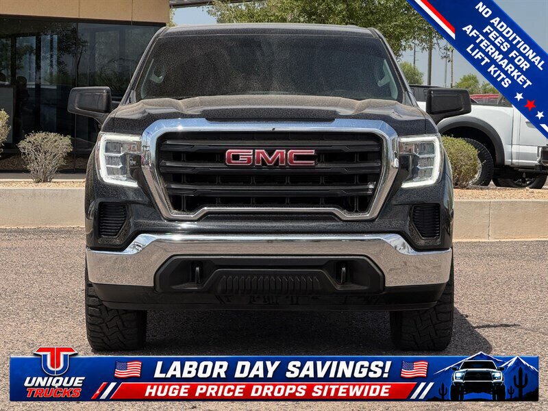 Used 2021 GMC Sierra 1500 4x4 Crew Cab w/ Sierra Value Package image 2
