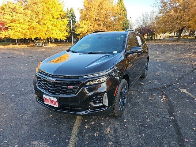 Used 2024 Chevrolet Equinox RS image 2