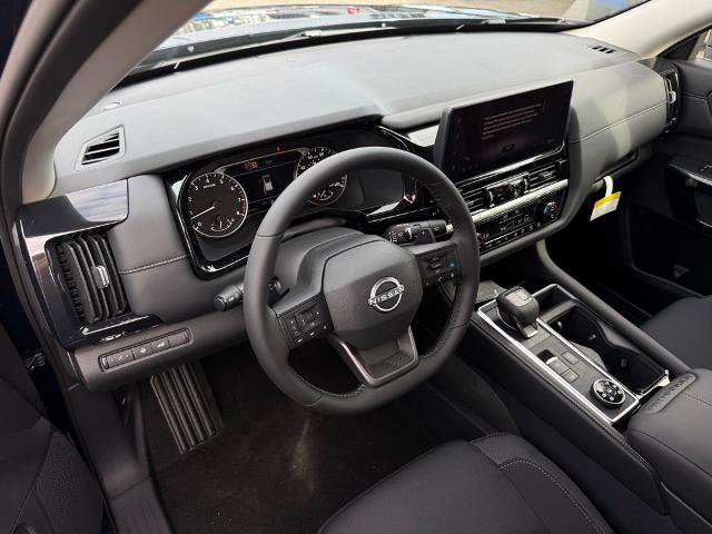 New 2026 Nissan Pathfinder SV image 17