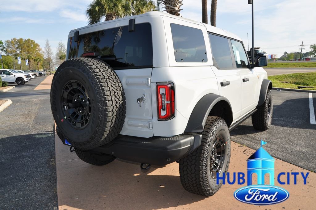 New 2026 Ford Bronco Badlands image 5