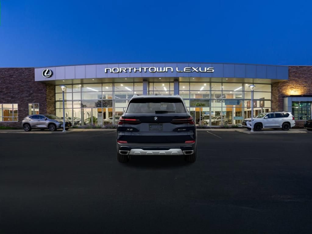 Used 2024 BMW X5 xDrive40i w/ Parking Assistance Package image 22