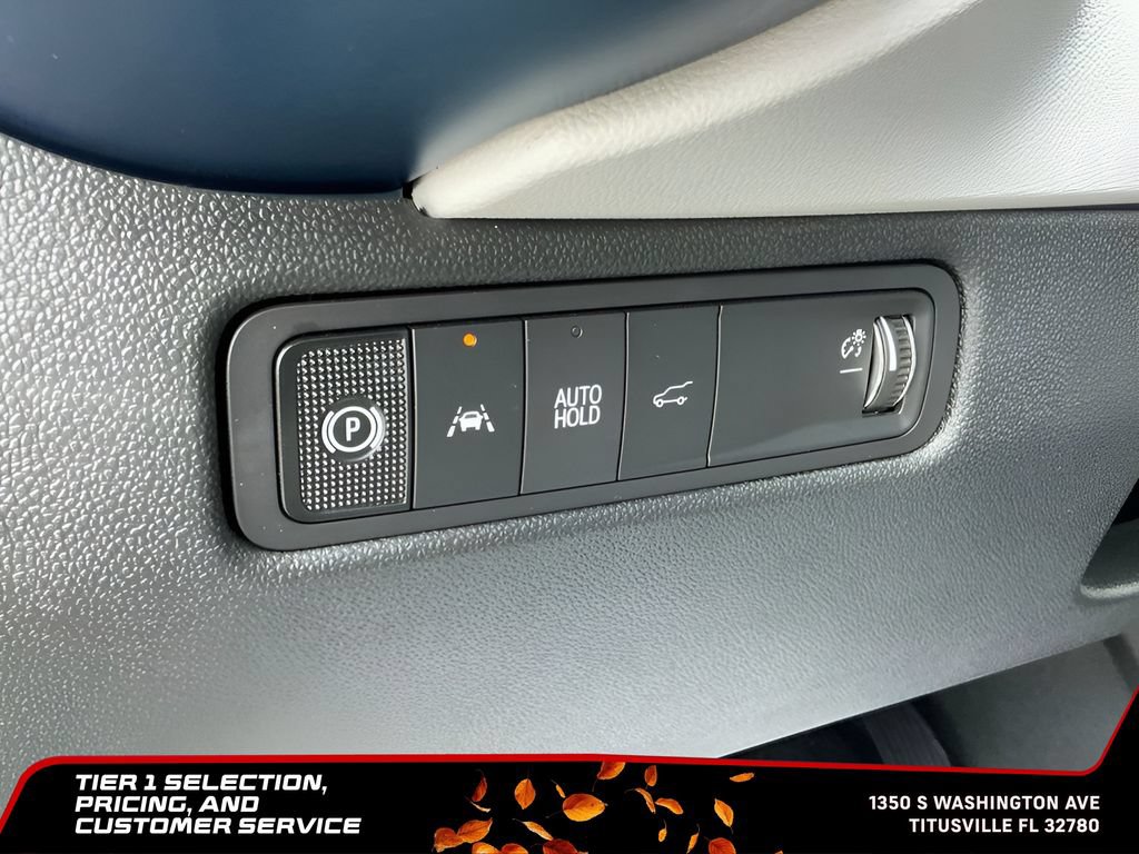 Used 2025 Chevrolet Equinox EV LT w/ Convenience Package II AWD/4WD image 19