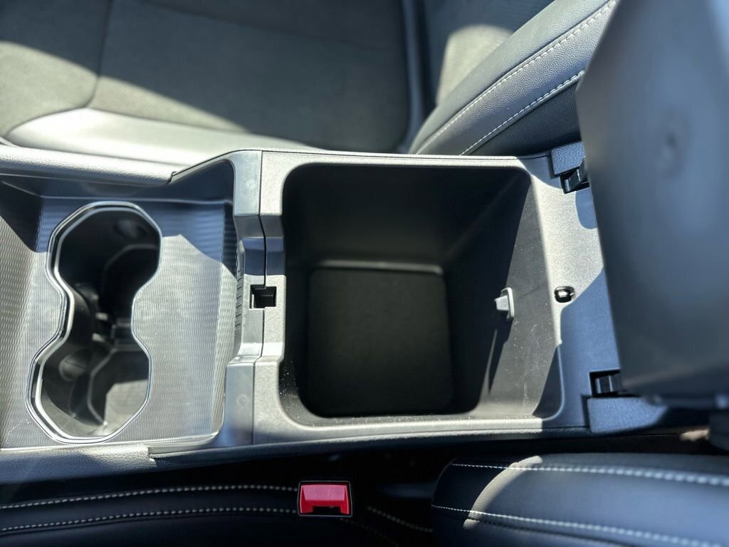 New 2026 Jeep Grand Cherokee Altitude image 25