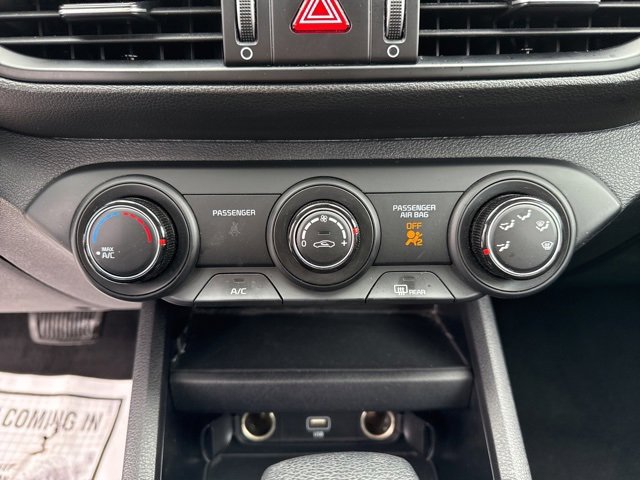 Used 2023 Kia Forte LXS w/ LXS Technology Package image 25