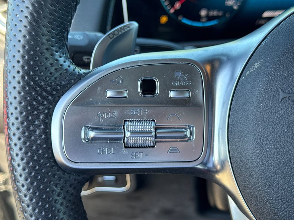 Used 2021 Mercedes-Benz GLB 35 AMG 4MATIC image 24