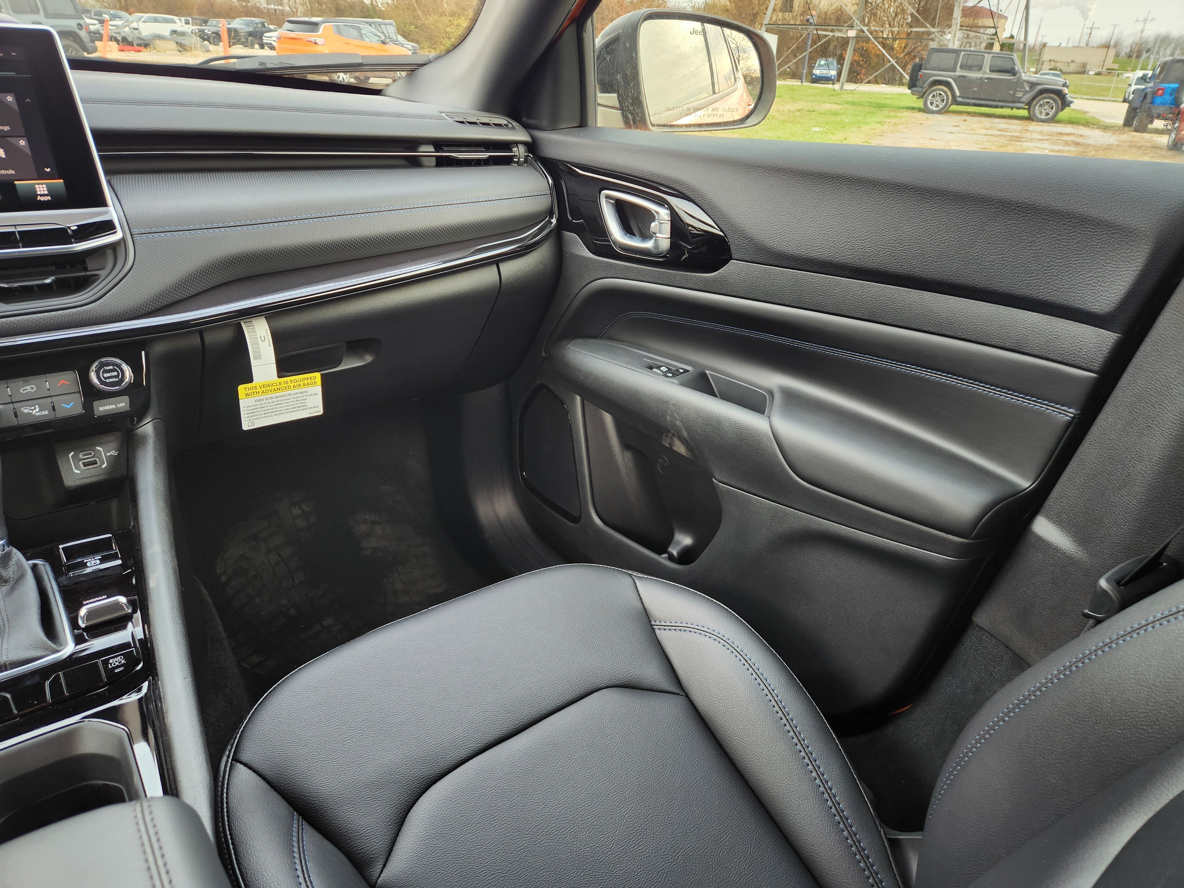 New 2026 Jeep Compass Limited AWD/4WD image 19