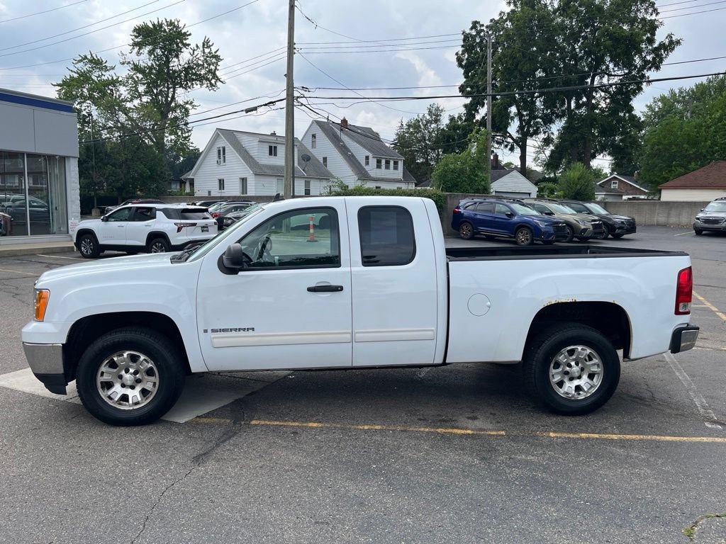 Used 2008 GMC Sierra 1500 SLE w/ Power Pack Plus RWD image 7