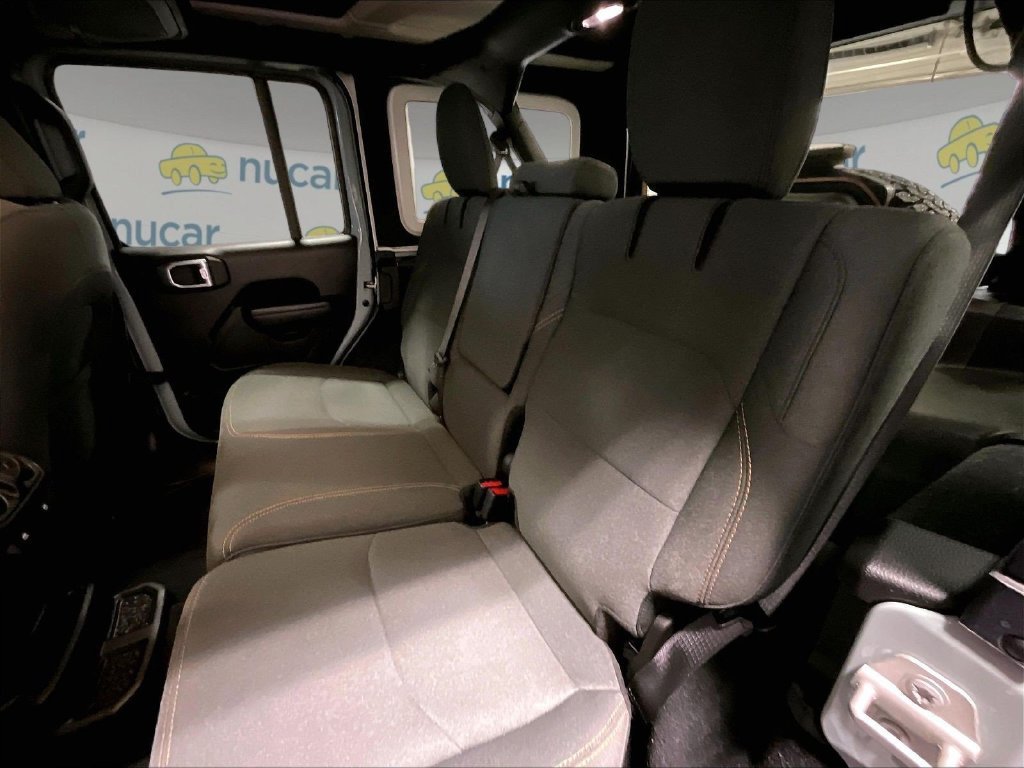 Used 2024 Jeep Wrangler Unlimited AWD/4WD image 15