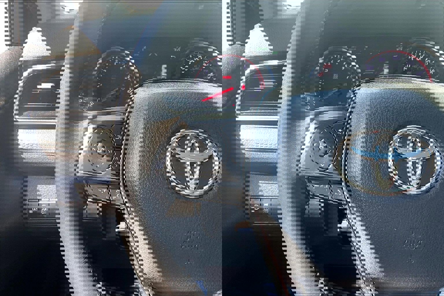 Used 2023 Toyota Camry XSE image 23