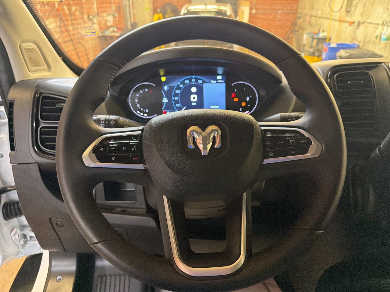 New 2026 RAM ProMaster 2500 w/ Premium Convenience Group FWD image 17