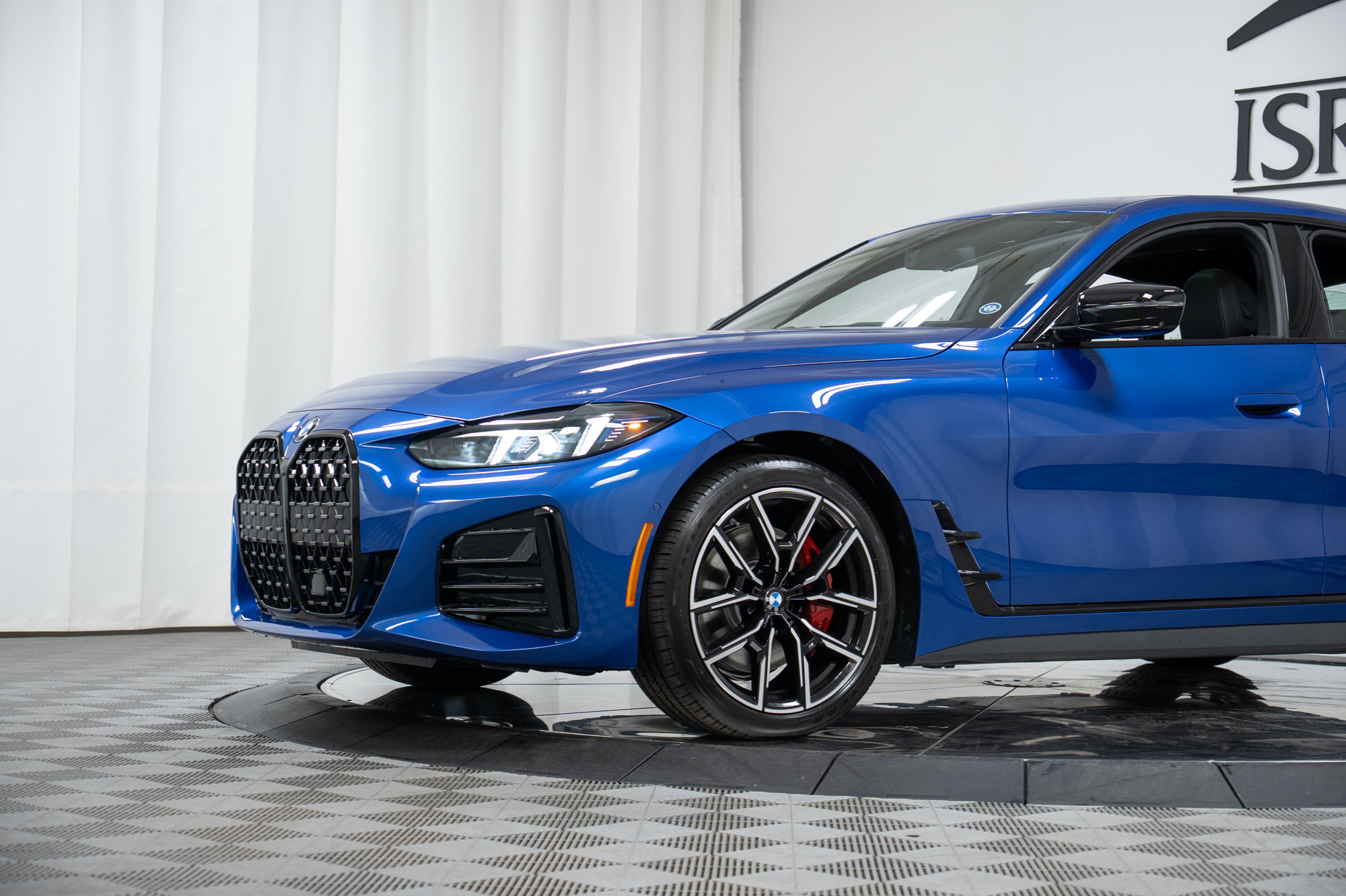 New 2026 BMW 430i xDrive w/ M Sport Package AWD/4WD image 25