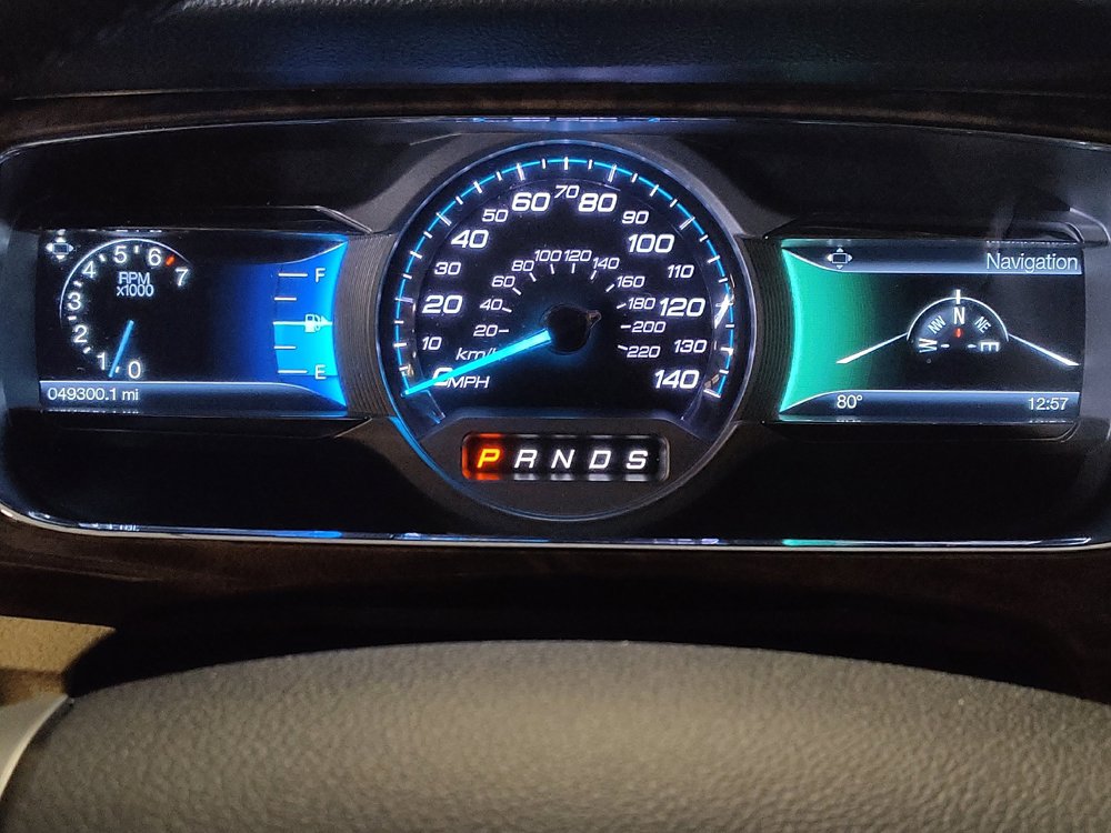 Used 2019 Ford Taurus Limited FWD image 23