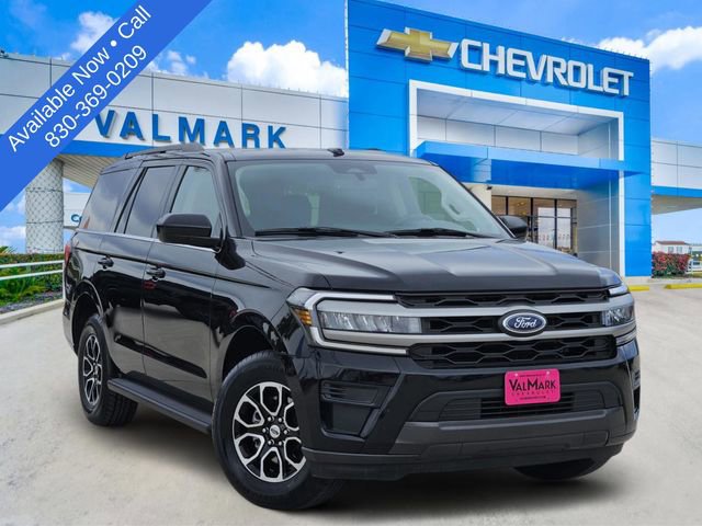 Used 2024 Ford Expedition XLT image 1