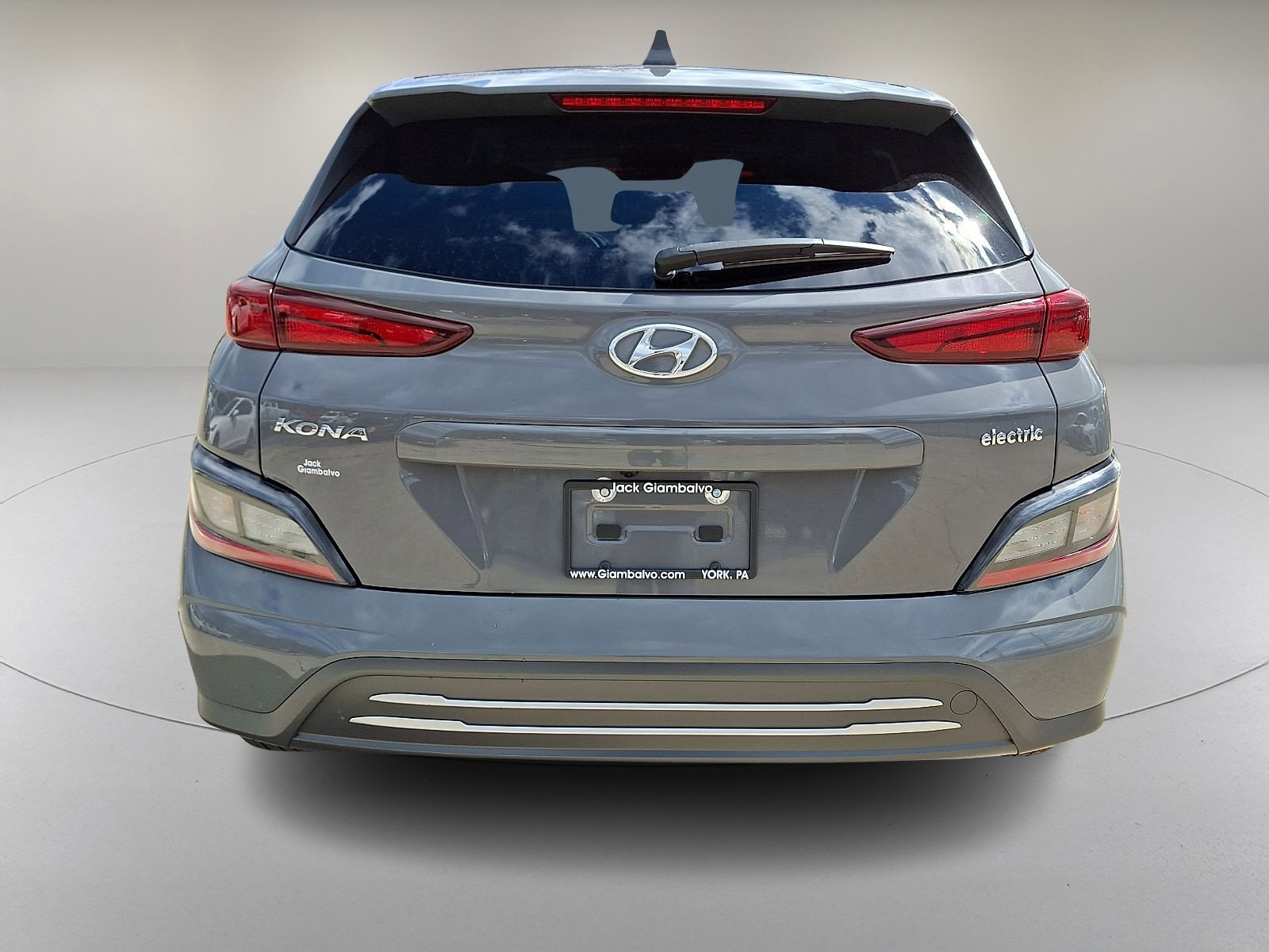 Certified 2023 Hyundai Kona SE w/ Cargo Package image 9
