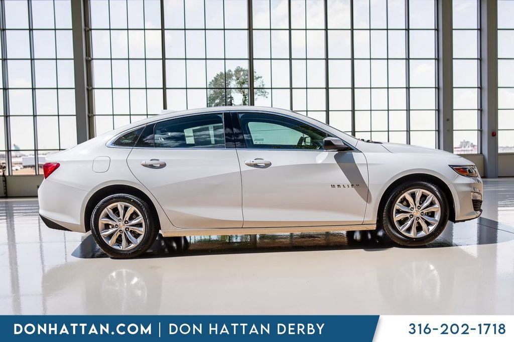 Used 2024 Chevrolet Malibu LT FWD image 28