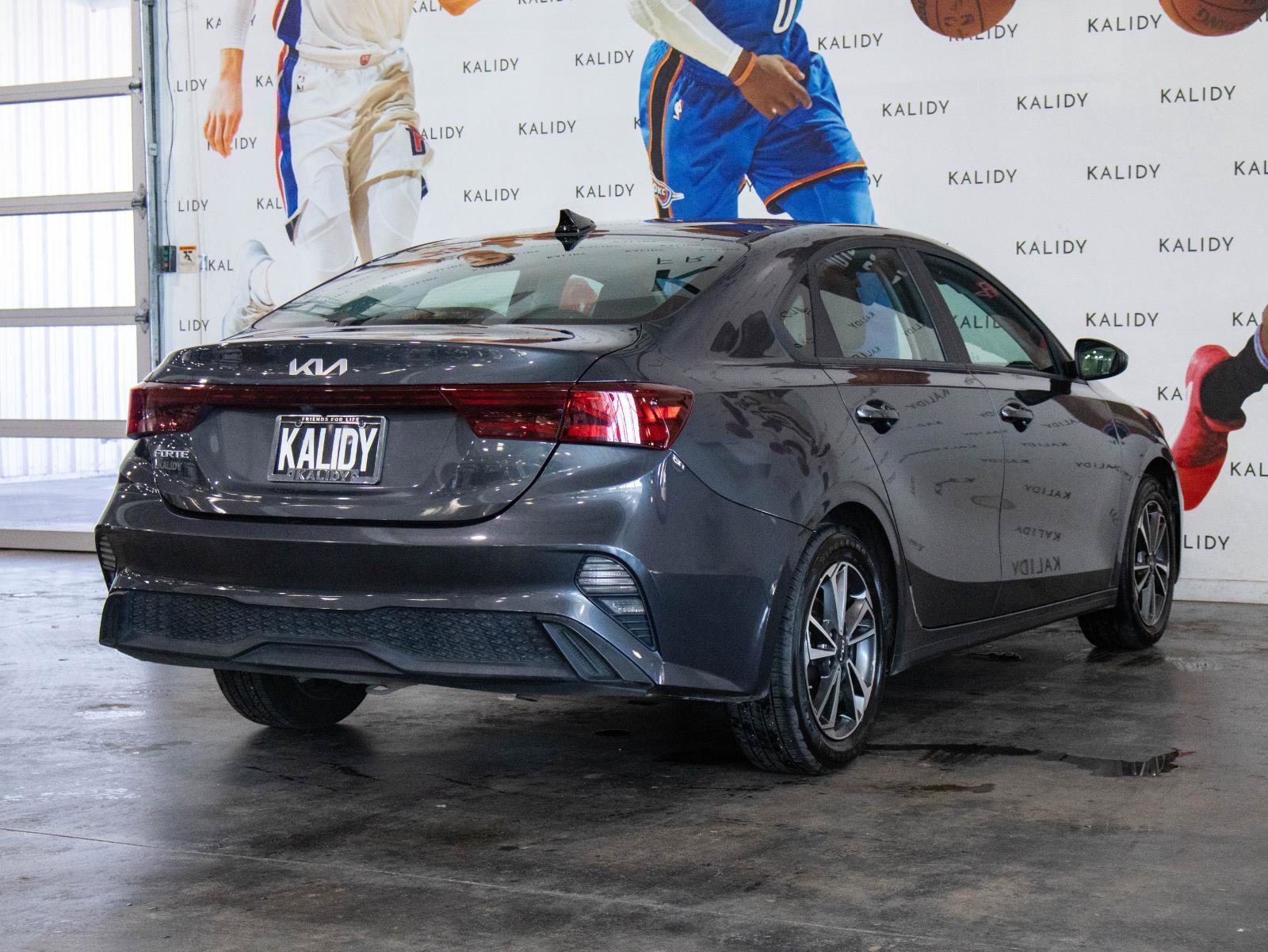 Used 2023 Kia Forte LXS image 24