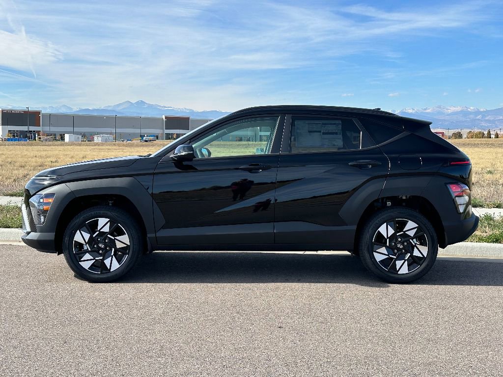 Used 2025 Hyundai Kona SEL image 5