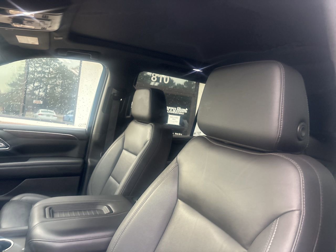 Used 2023 Chevrolet Tahoe Z71 w/ Luxury Package image 3