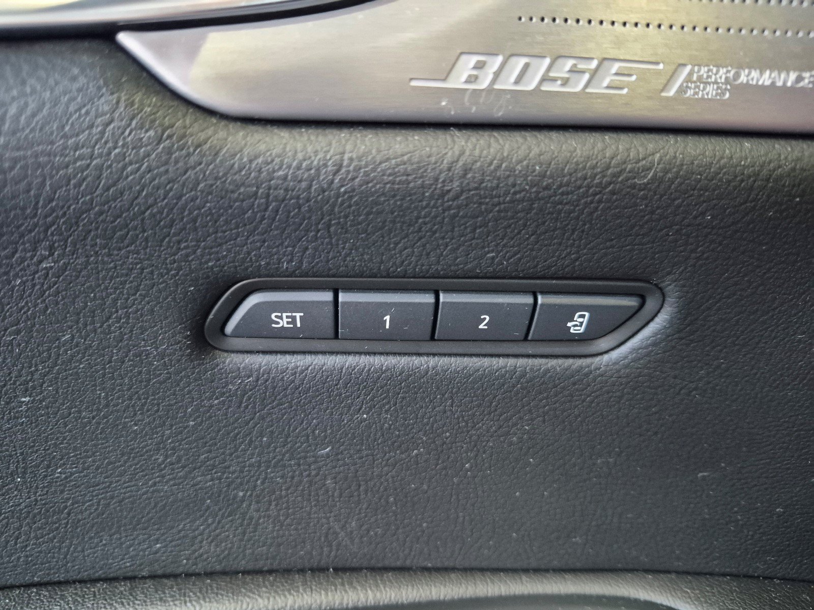 Certified 2024 Cadillac XT5 Premium Luxury AWD/4WD image 21