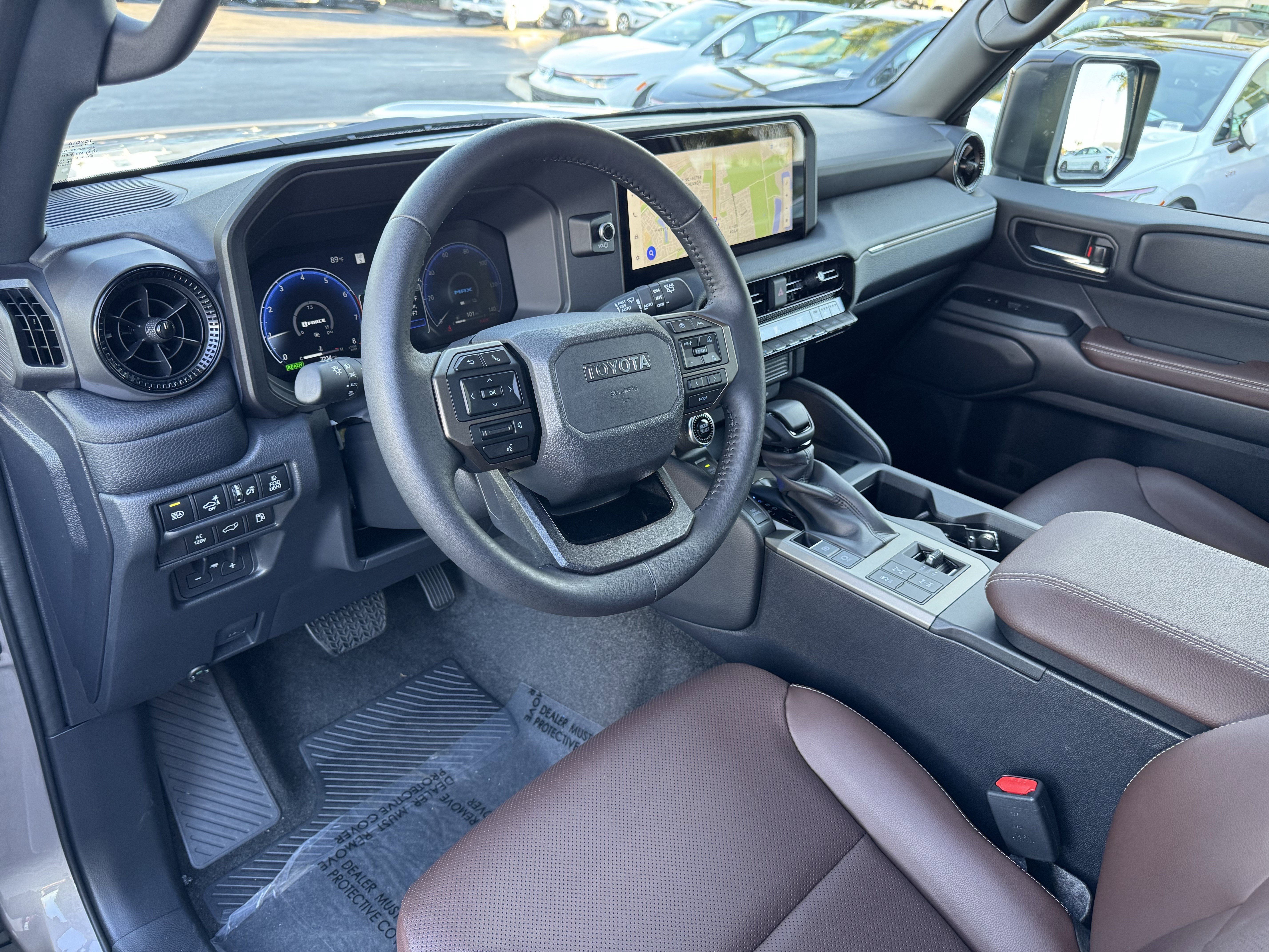 Used 2025 Toyota Land Cruiser image 17