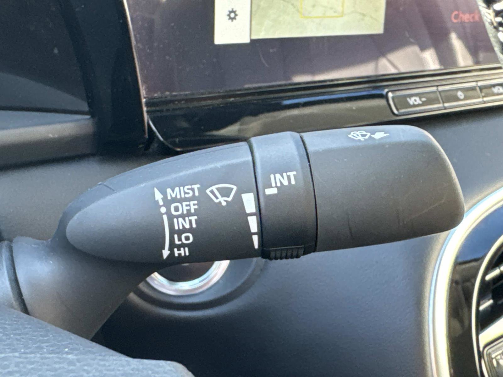 Used 2024 Toyota Mirai w/ Advanced Technology Package image 30