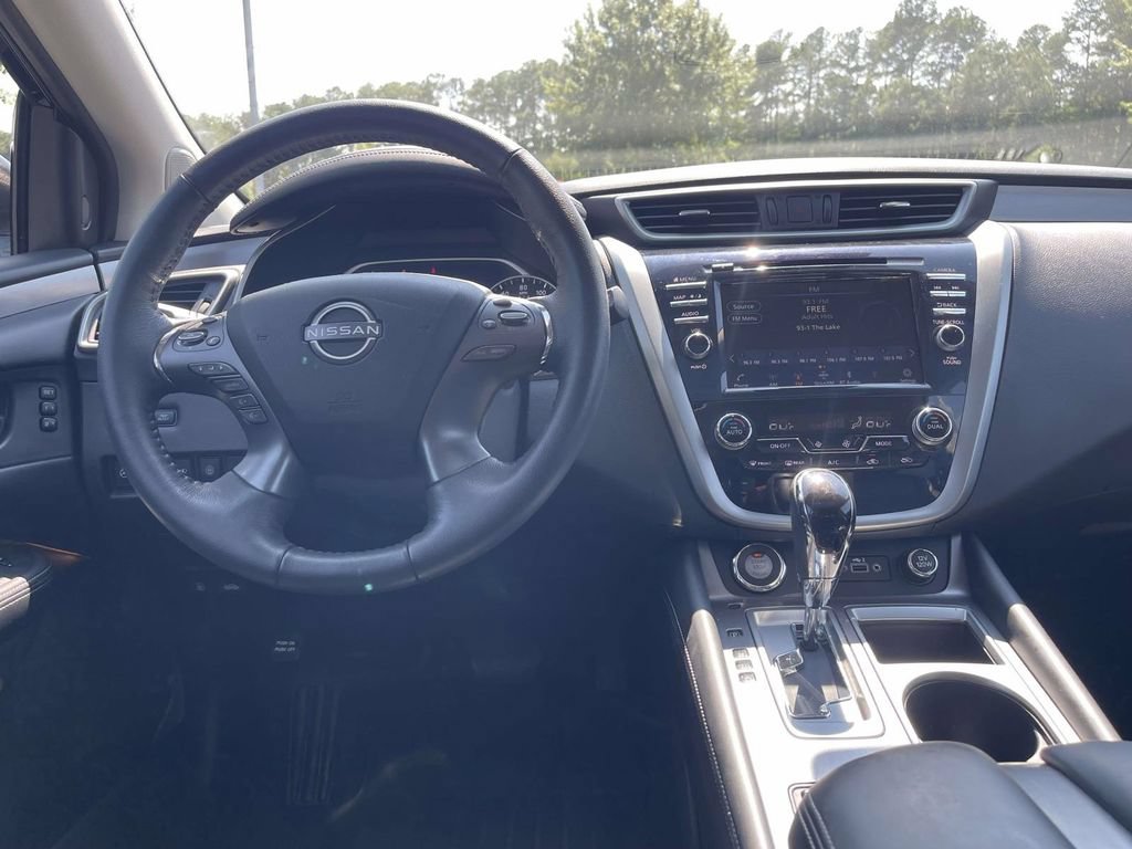 Used 2024 Nissan Murano SL FWD image 16