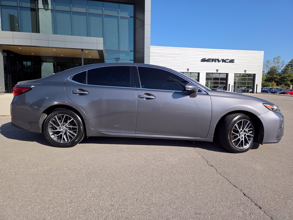 Used 2016 Lexus ES 350 FWD image 27