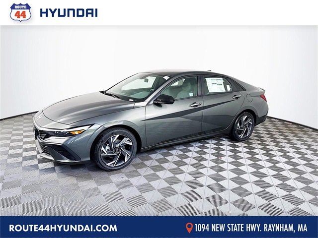 New 2025 Hyundai Elantra SEL