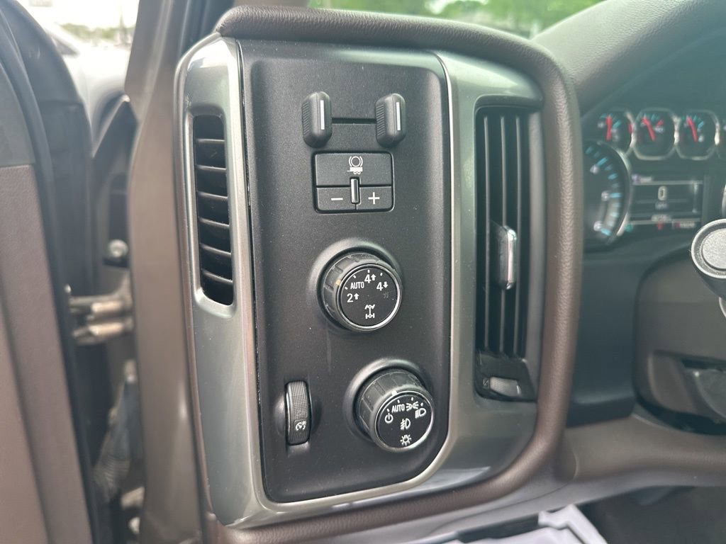 Used 2015 Chevrolet Silverado 1500 LT w/ All Star Edition AWD/4WD image 20