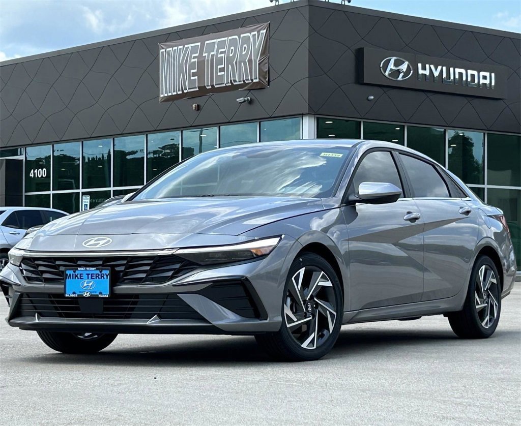 Used 2024 Hyundai Elantra SEL w/ Convenience Package image 1