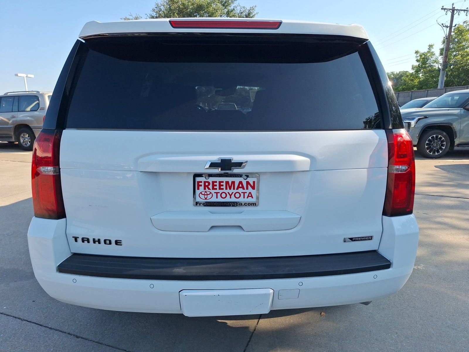 Used 2018 Chevrolet Tahoe Premier w/ RST 6.2L Performance Edition RWD image 5