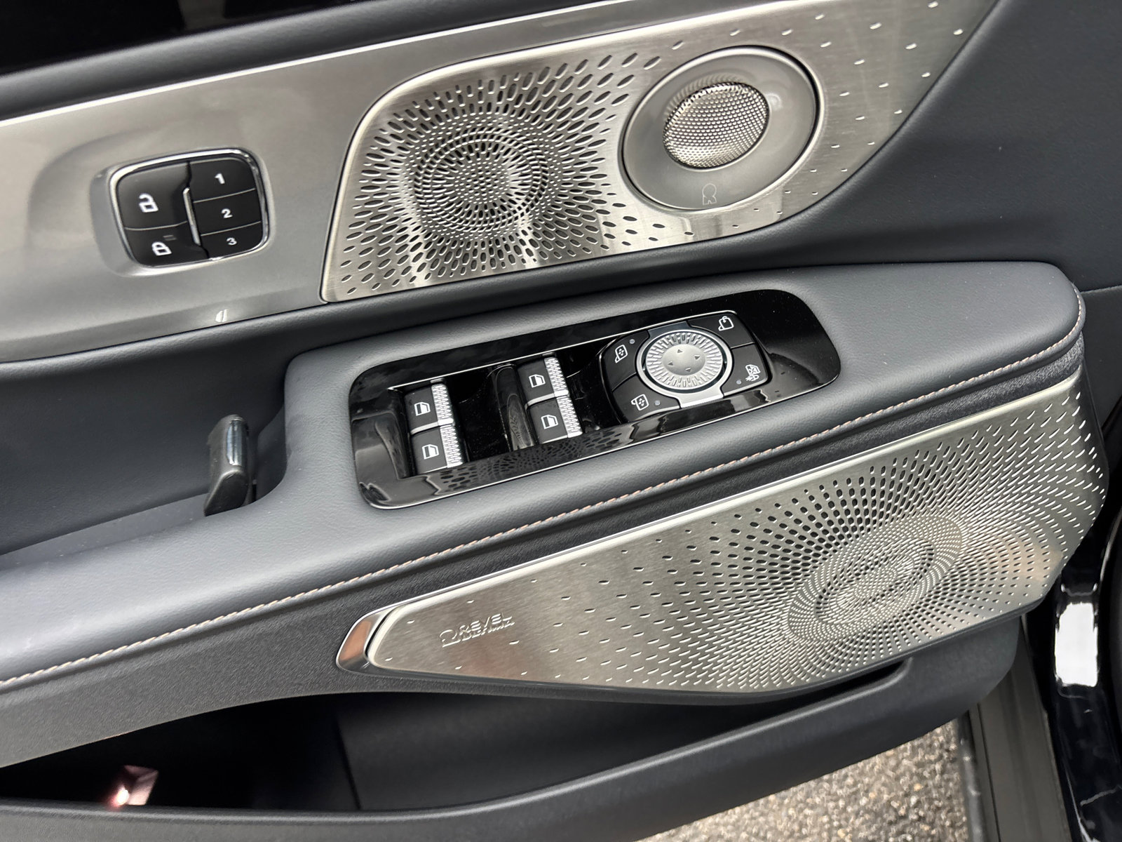 New 2026 Lincoln Nautilus Reserve image 13