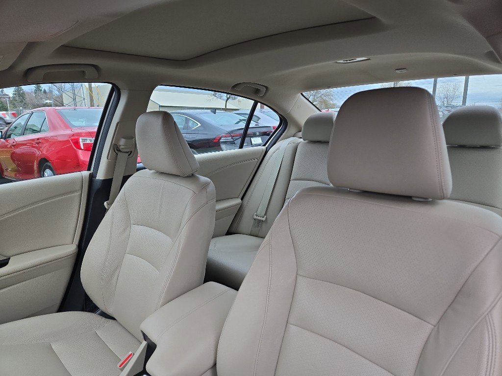 Used 2015 Honda Accord EX-L image 10