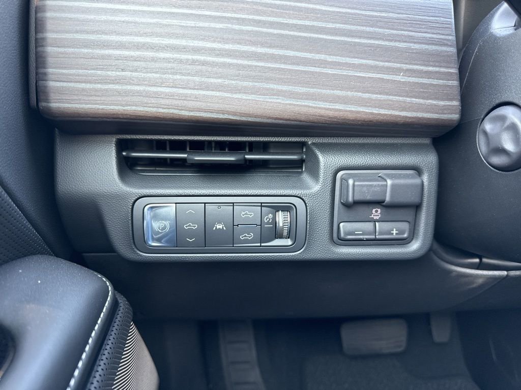 New 2025 GMC Sierra EV Denali image 48