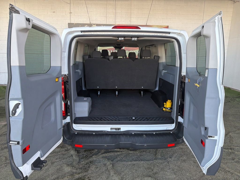 Used 2016 Ford Transit 150 XL image 12