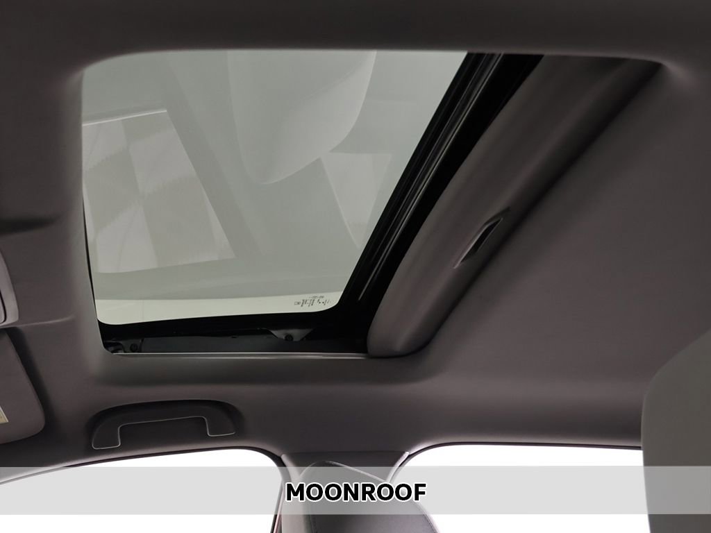 Used 2022 Honda CR-V EX image 3