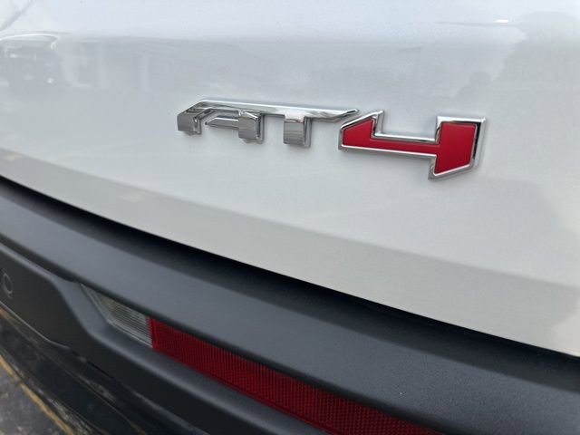 Used 2024 GMC Acadia AT4 image 13