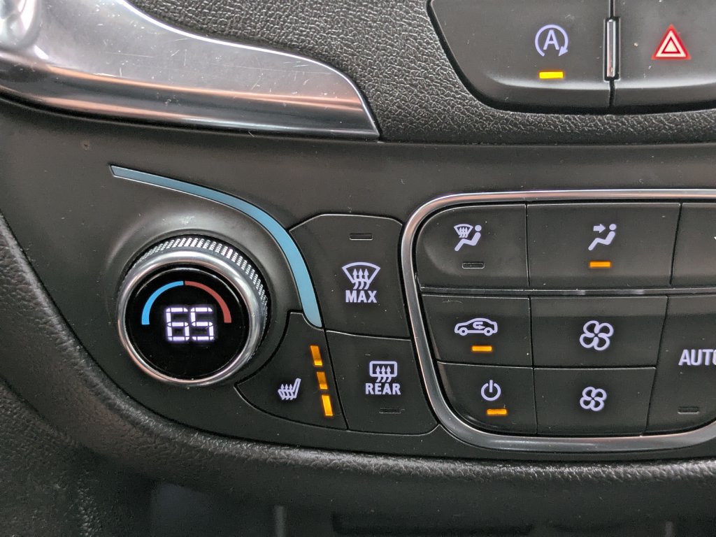 Used 2024 Chevrolet Equinox LT AWD/4WD image 6