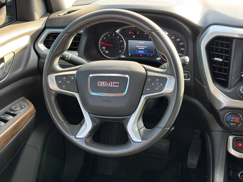 Used 2022 GMC Acadia SLE image 13