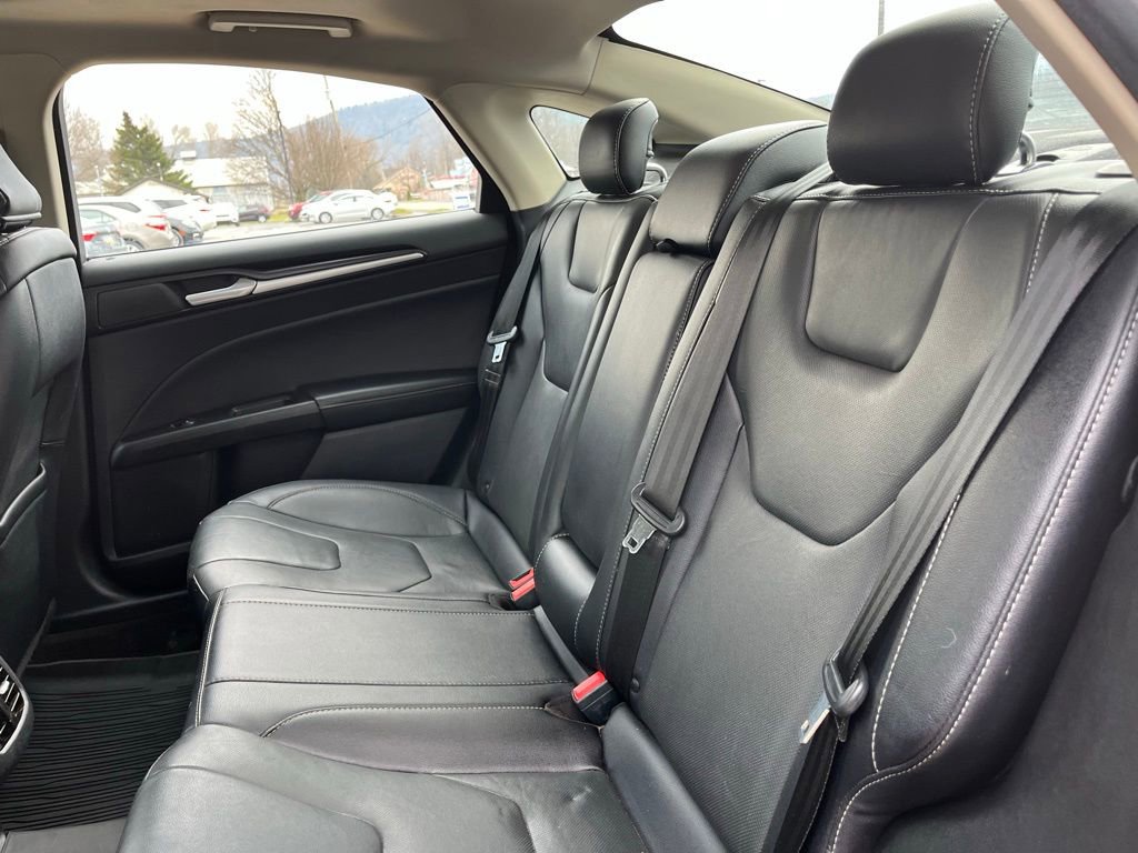 Used 2020 Ford Fusion Titanium image 26
