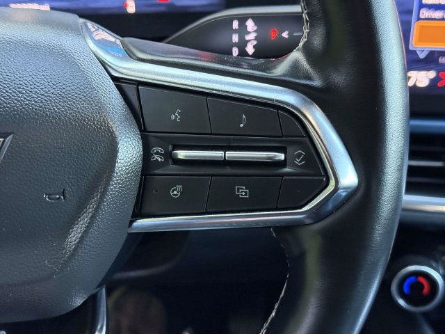 Used 2024 Chevrolet Equinox EV LT FWD image 19