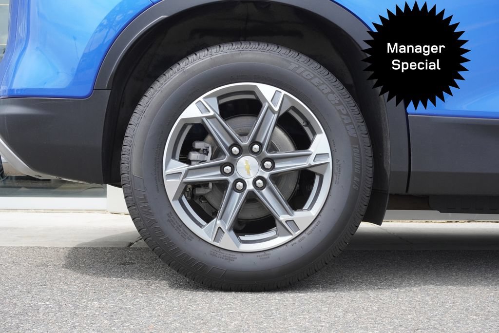 Used 2024 Chevrolet Blazer LT AWD/4WD image 32