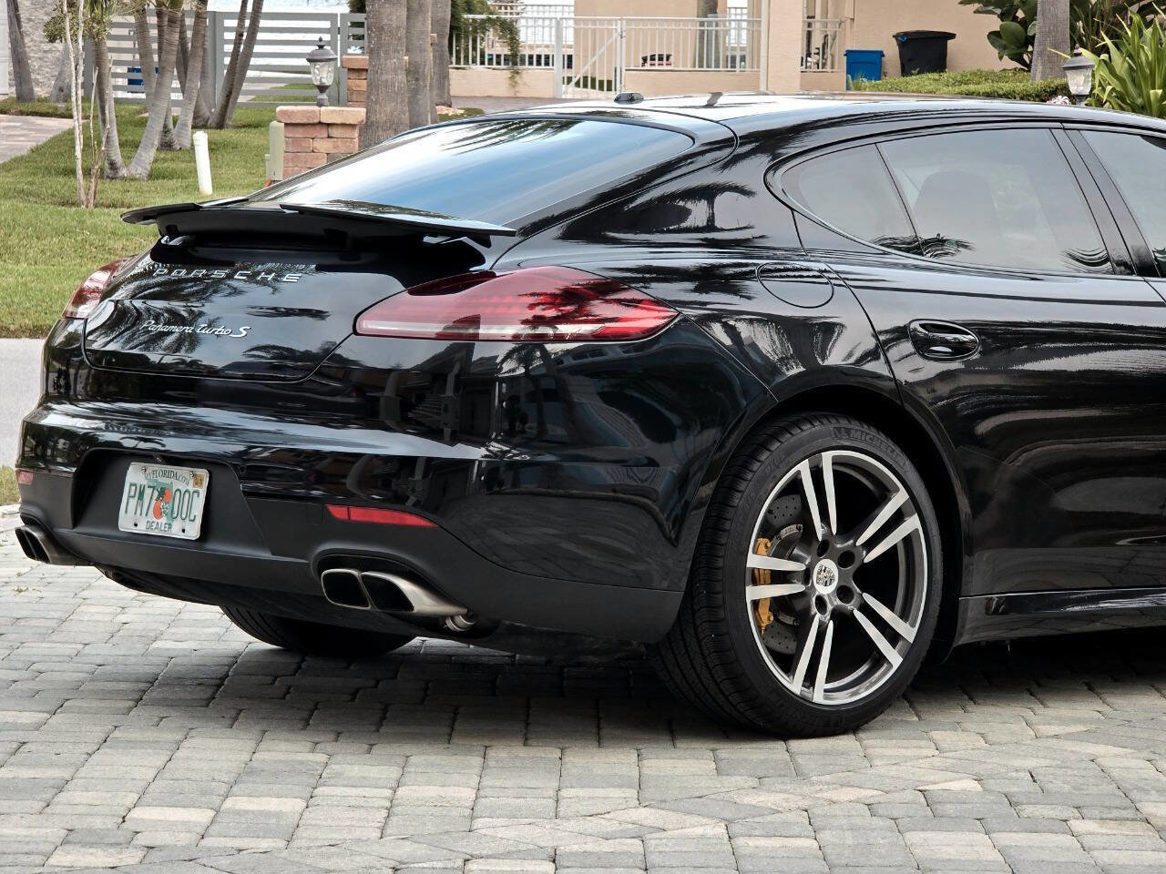 Used 2014 Porsche Panamera Turbo S w/ Exterior Package in Black image 6