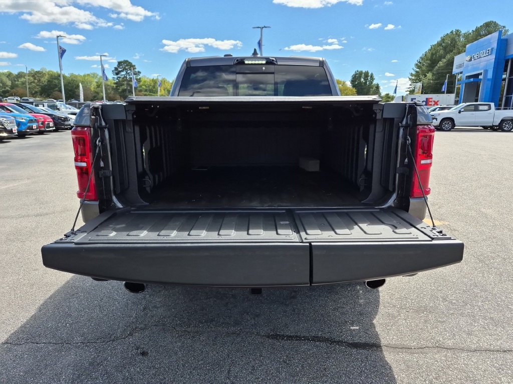 Used 2026 RAM 1500 Tungsten AWD/4WD image 33