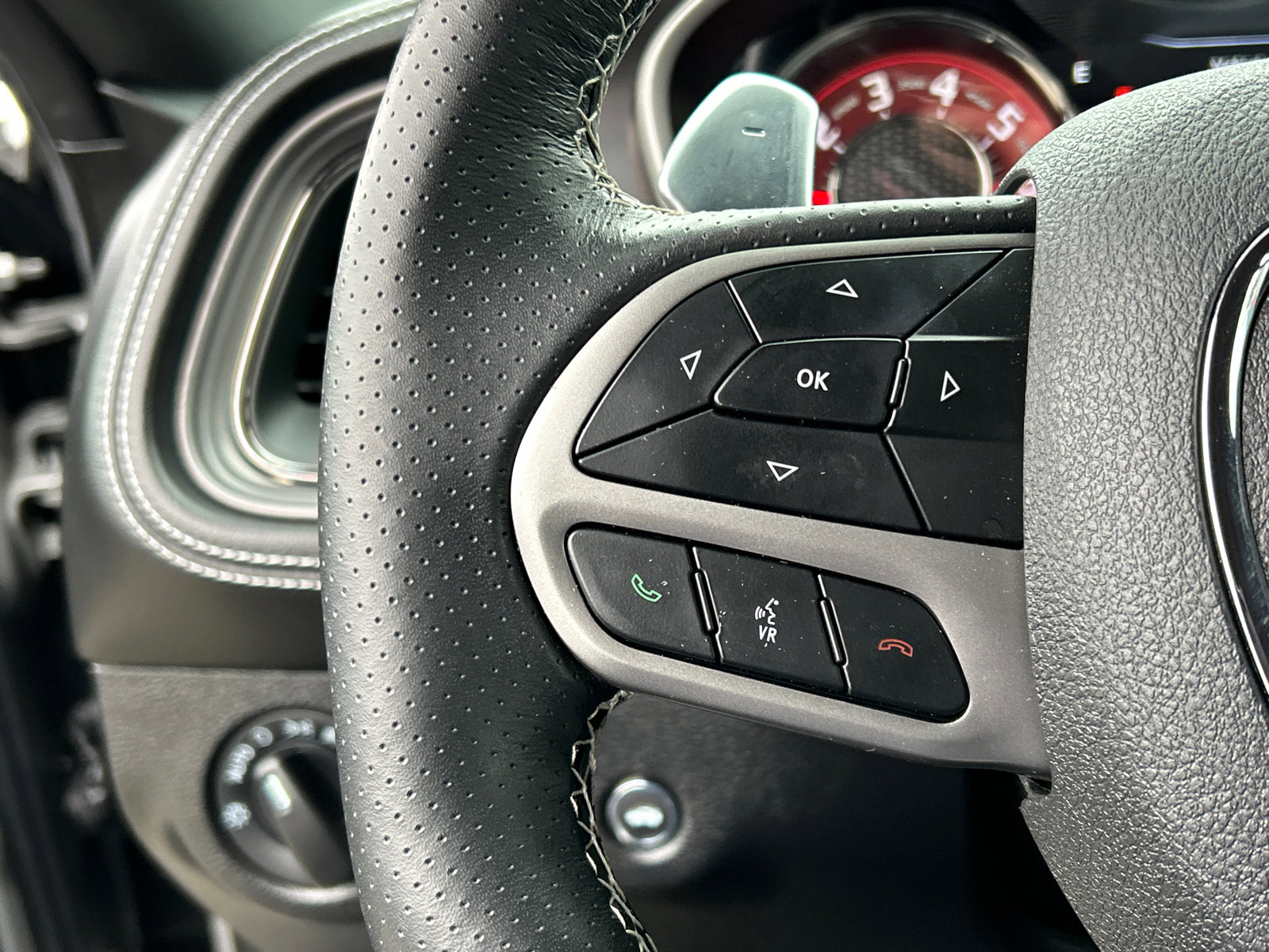 Used 2023 Dodge Challenger SRT Hellcat w/ Driver Convenience Group image 14