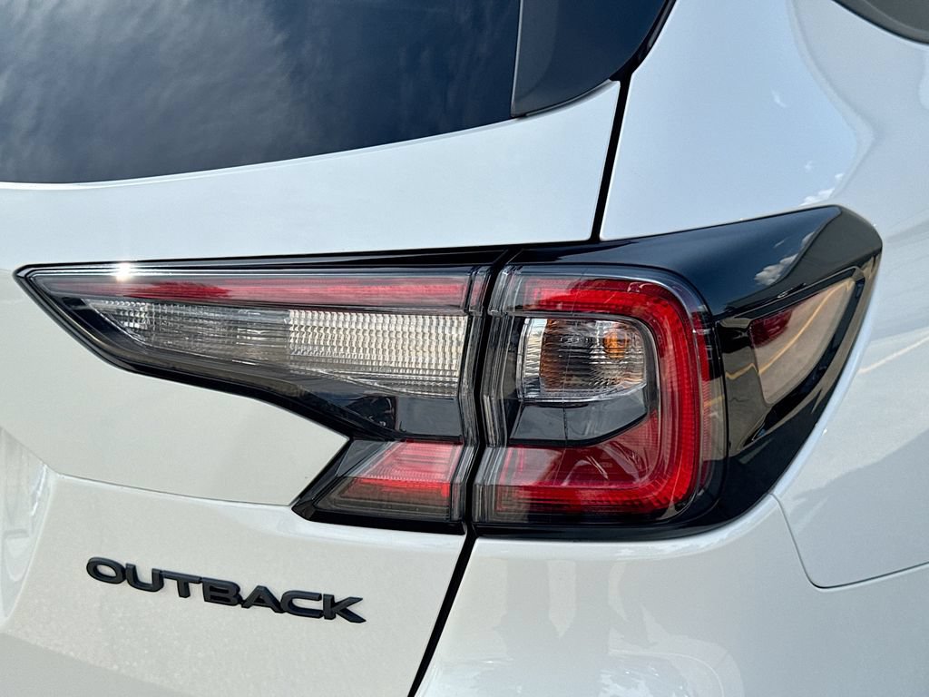 Used 2024 Subaru Outback Onyx Edition w/ Tech Package 2 AWD/4WD image 35